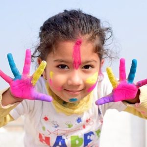 finger painting girl